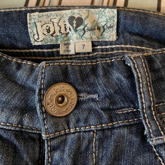 Jolt distressed crop jeans - Picture 9 of 11